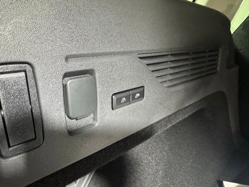 New 2026 Lincoln Nautilus Premier w/ Equipment Group 102A image 24