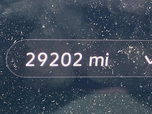 Certified 2023 Volkswagen ID.4 Pro image 13