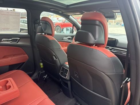 New 2026 Kia Sportage SX Prestige AWD/4WD image 15