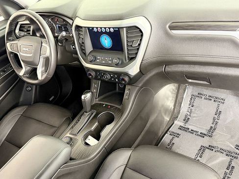 Used 2018 GMC Acadia SLT image 25