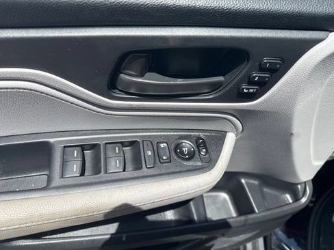 Used 2019 Honda Odyssey EX-L image 20
