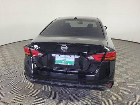 Used 2025 Nissan Altima 2.5 S FWD image 7