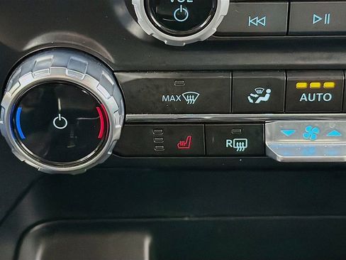 Used 2023 Ford F150 Lightning XLT image 35