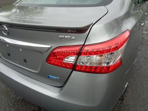 Used 2013 Nissan Sentra FE+ SV image 13