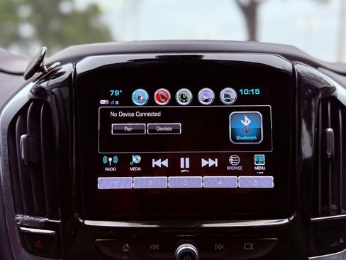 Used 2019 Chevrolet Traverse Premier w/ Redline Edition FWD image 11