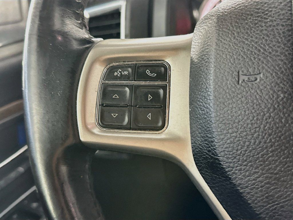 Used 2018 RAM 1500 Laramie w/ Convenience Group AWD/4WD image 25