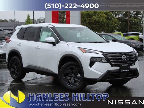 New 2026 Nissan Rogue SV AWD/4WD image 1