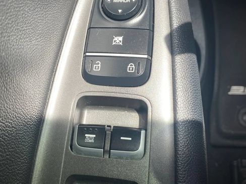 Used 2017 Kia Optima LX FWD image 17