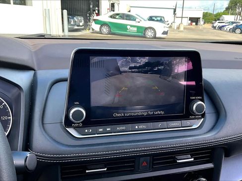 Certified 2023 Nissan Rogue SV image 25