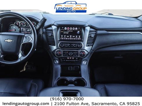 Used 2016 Chevrolet Suburban LT image 11