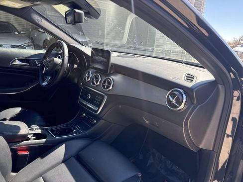 Used 2020 Mercedes-Benz GLA 250 4MATIC image 15