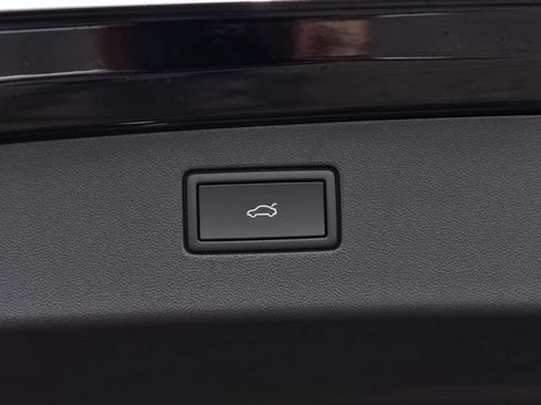 New 2026 Volkswagen Tiguan SE AWD/4WD image 26
