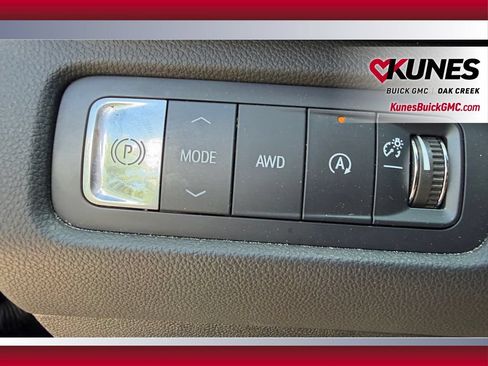 Used 2024 GMC Acadia Elevation AWD/4WD image 18