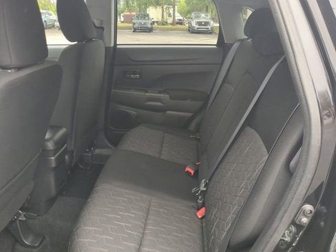 Used 2025 Mitsubishi Outlander Sport AWD image 13