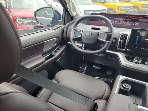 New 2026 Ford Expedition Max Platinum AWD/4WD image 14