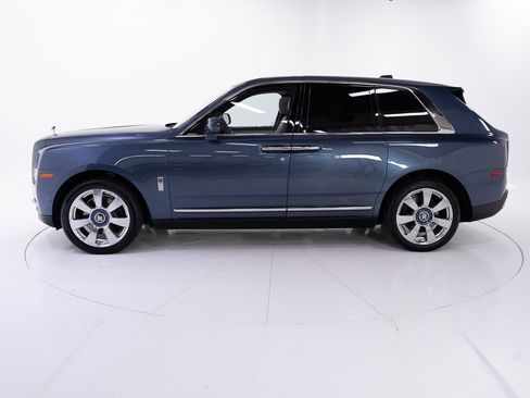 Certified 2020 Rolls-Royce Cullinan image 2