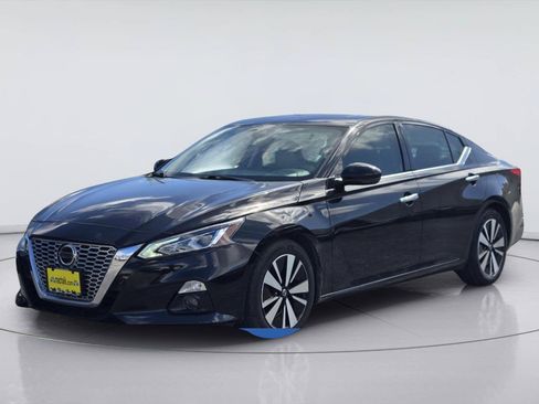 Used 2019 Nissan Altima 2.5 SL FWD image 1