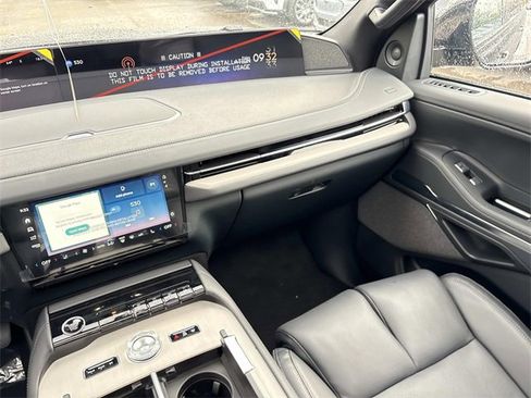 New 2025 Lincoln Navigator Reserve w/ Jet Appearance Package image 15