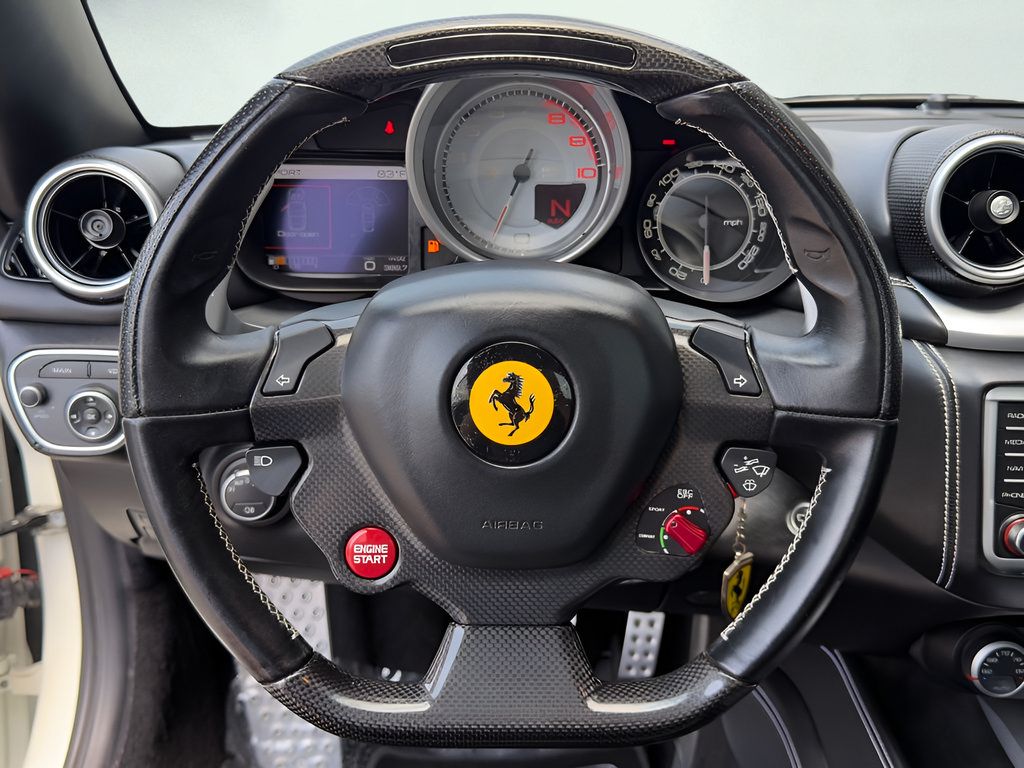 Used 2015 Ferrari California T RWD image 50