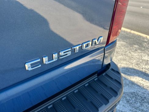 Used 2025 Chevrolet Silverado 2500 Custom w/ Custom Value Package AWD/4WD image 10