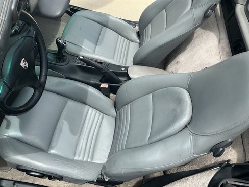 Used 2001 Porsche Boxster RWD image 31