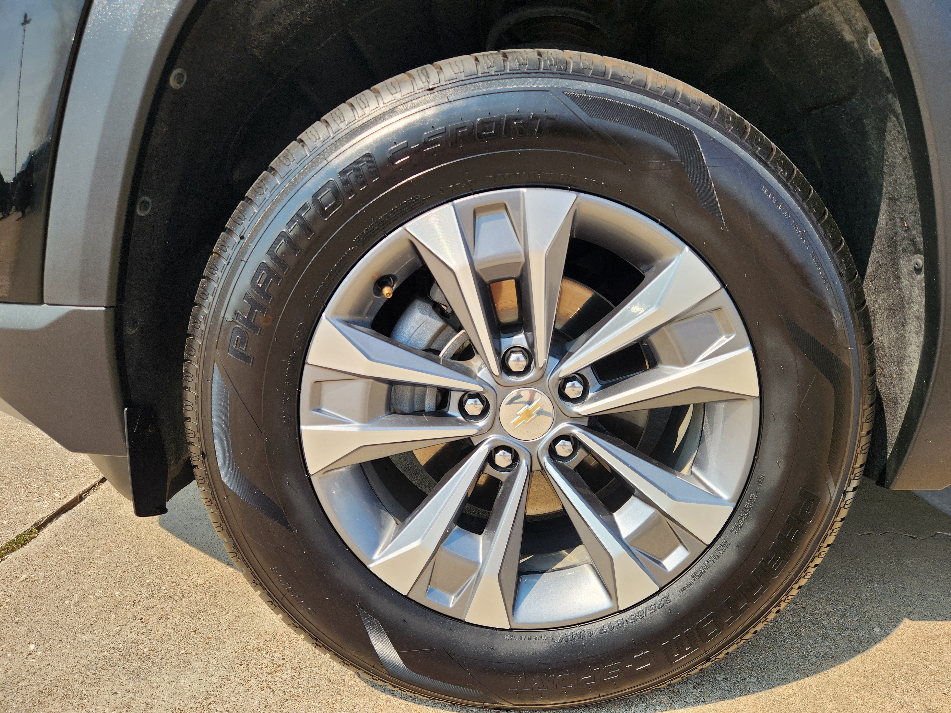 Used 2025 Chevrolet Equinox LT w/ Convenience Package II FWD image 11