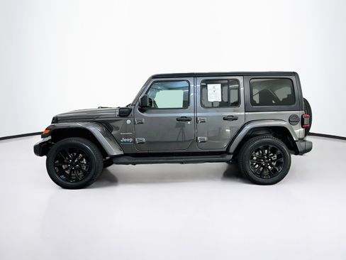 Used 2023 Jeep Wrangler Unlimited Sahara w/ Cold Weather Group AWD/4WD image 4