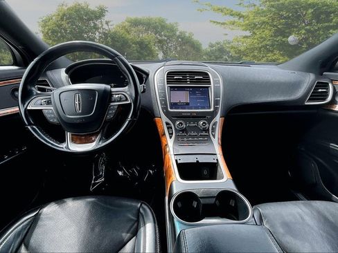 Used 2020 Lincoln Nautilus Reserve FWD image 15