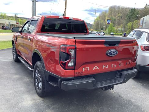 Used 2024 Ford Ranger XLT w/ Equipment Group 301A High AWD/4WD image 3