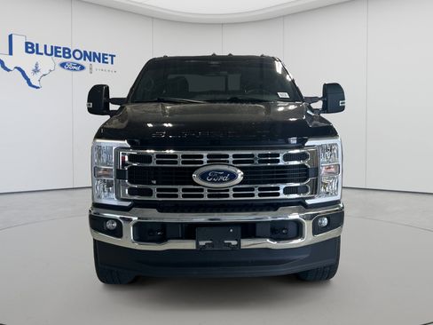 Used 2024 Ford F350 XLT AWD/4WD image 2