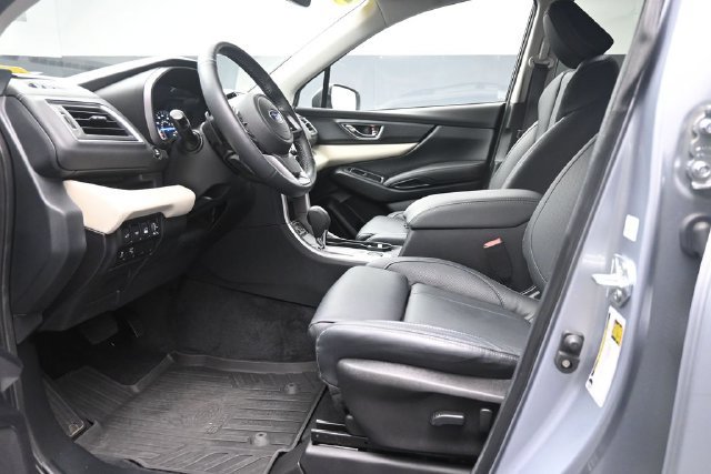 Used 2022 Subaru Ascent Limited AWD/4WD image 17