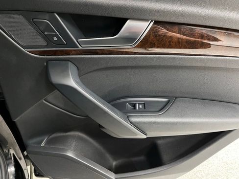 Used 2018 Audi Q5 2.0T Premium AWD/4WD image 51