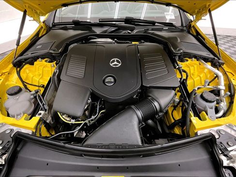 Used 2026 Mercedes-Benz CLE 300 4MATIC Cabriolet image 9