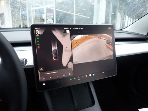 Used 2023 Tesla Model 3 Long Range image 11