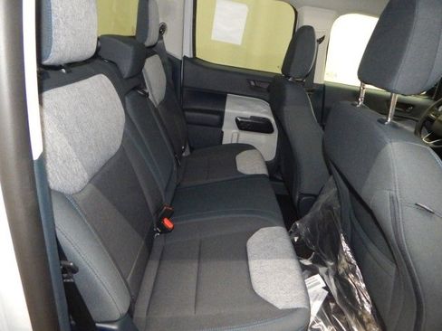 New 2025 Ford Maverick XLT image 17