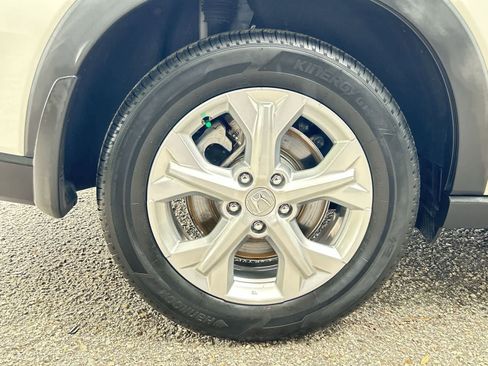 Used 2023 Honda HR-V LX image 5