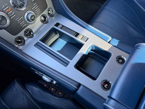 Used 2015 Aston Martin DB9 Coupe image 38