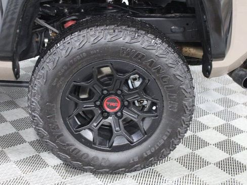 Used 2025 Toyota Tacoma TRD Pro image 18