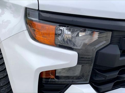 Used 2023 Chevrolet Silverado 1500 Custom RWD image 27