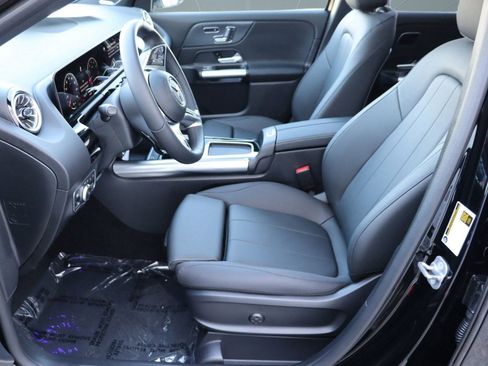 Used 2025 Mercedes-Benz GLA 250 image 31