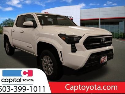 New 2025 Toyota Tacoma SR5