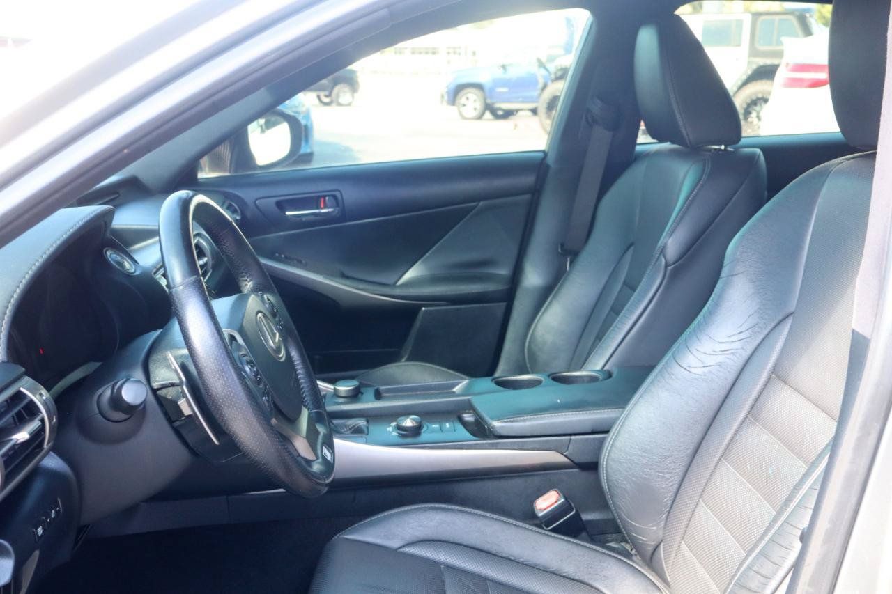 Used 2016 Lexus IS 200t w/ F Sport Package RWD image 14