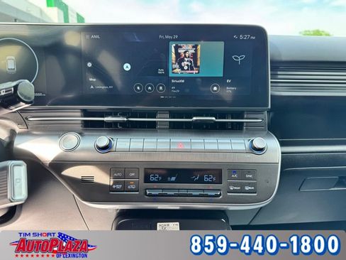 Used 2024 Hyundai Kona SEL FWD image 5