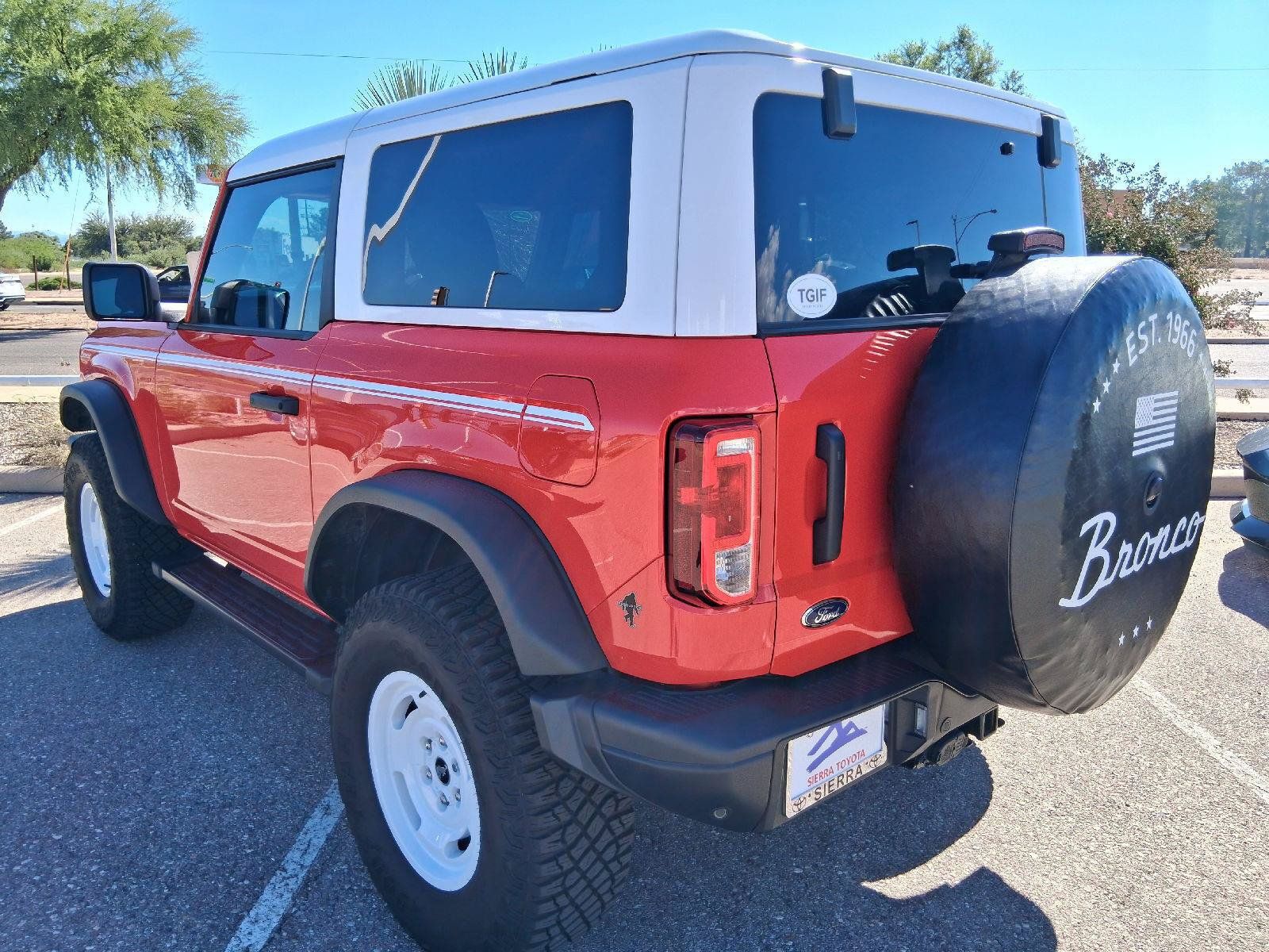 Used 2024 Ford Bronco Heritage Edition AWD/4WD image 3