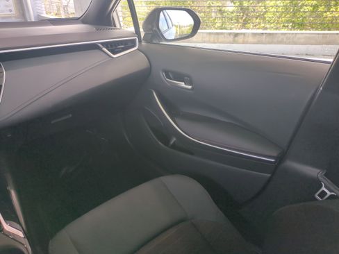 Used 2024 Toyota Corolla SE image 16