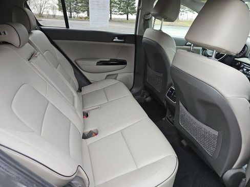 Used 2018 Kia Sportage EX image 14