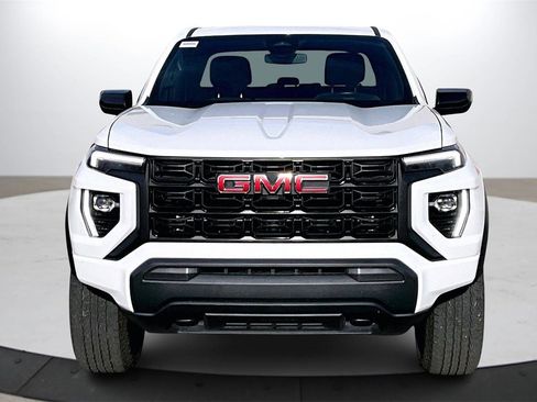 Used 2024 GMC Canyon Elevation w/ Trailering Package image 3