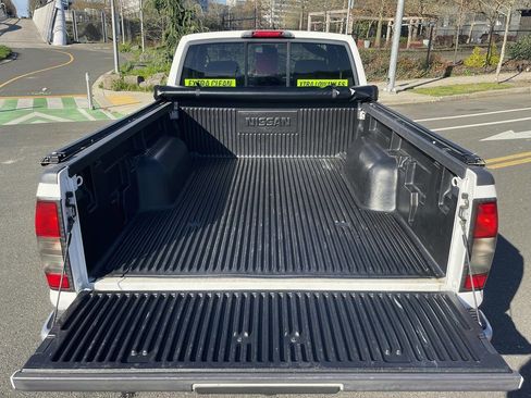 Used 2004 Nissan Frontier XE w/ (VTP) Value Truck Pkg image 13