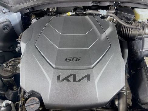 Used 2024 Kia Telluride LX FWD image 32