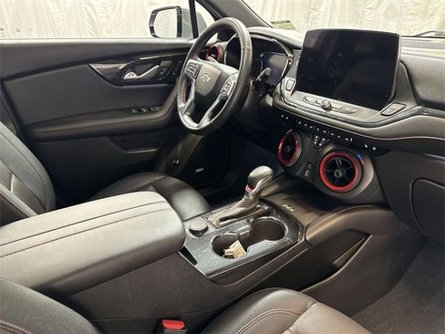 Certified 2024 Chevrolet Blazer RS w/ Driver Confidence II Package image 31